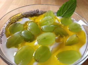uva-di-Canicattì-e-yogurt